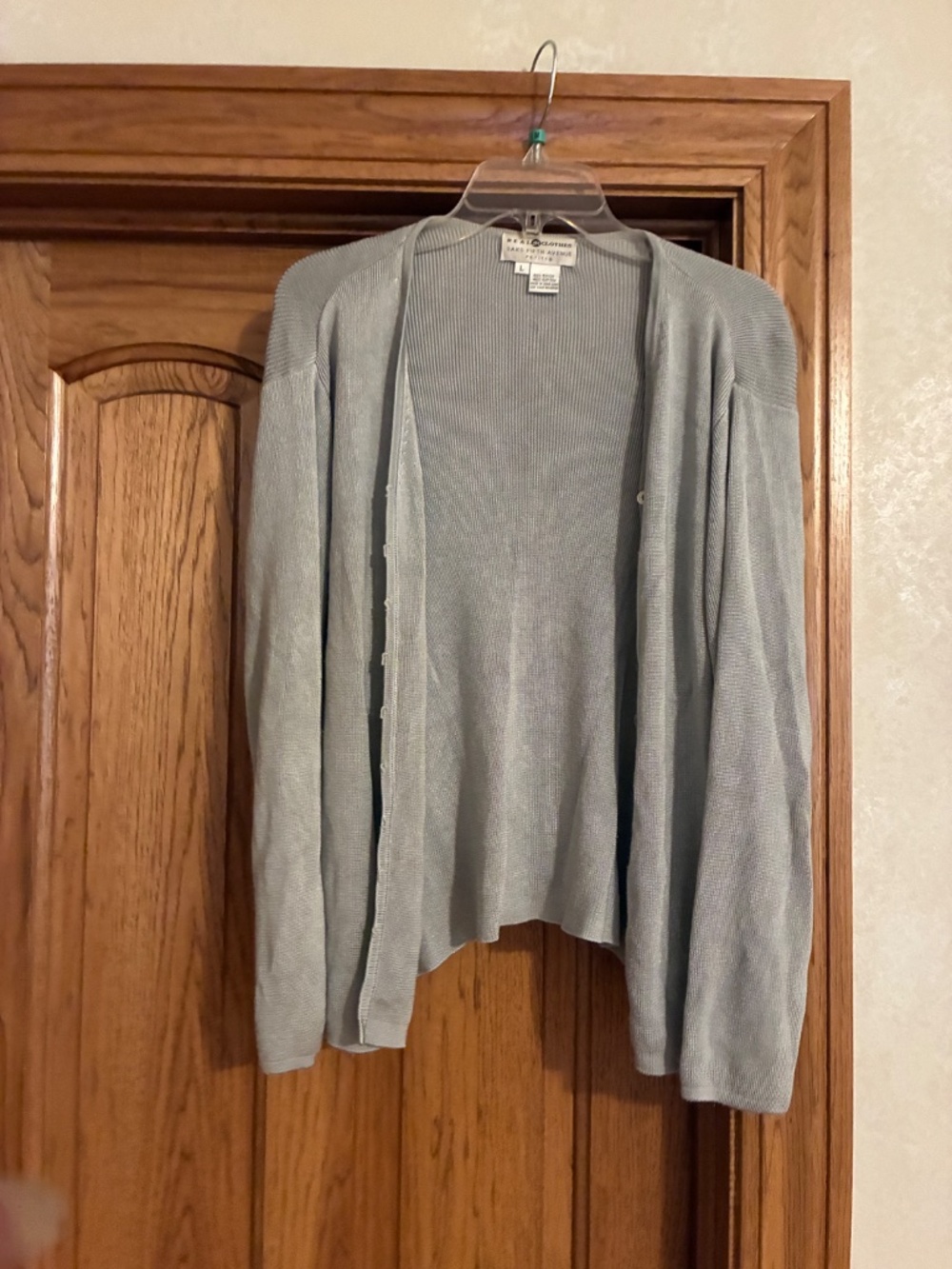 Sweater - Picture 4 of 4
